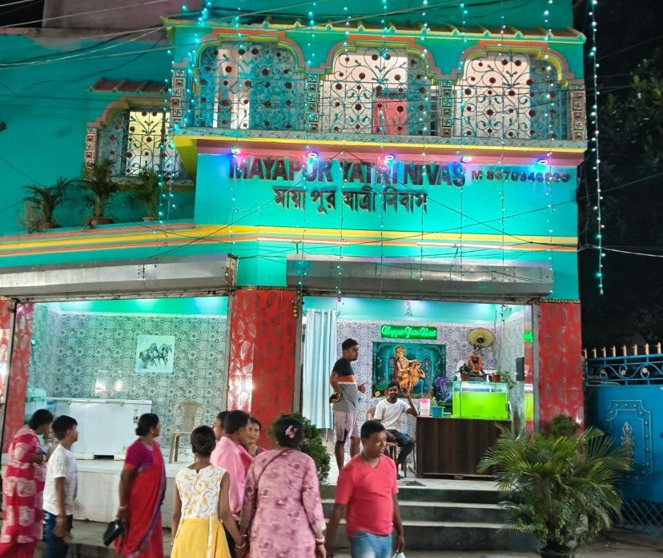 Mayapur Yatri Nivas