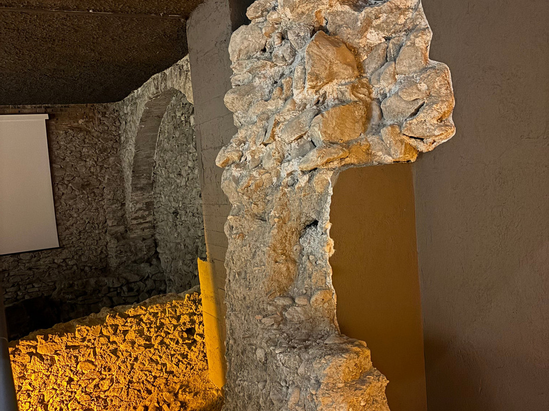 Museo Archeologico Regionale-奥斯塔必去景点