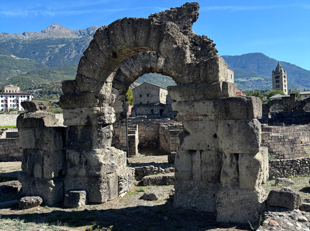 Teatro Romano-奥斯塔必去景点