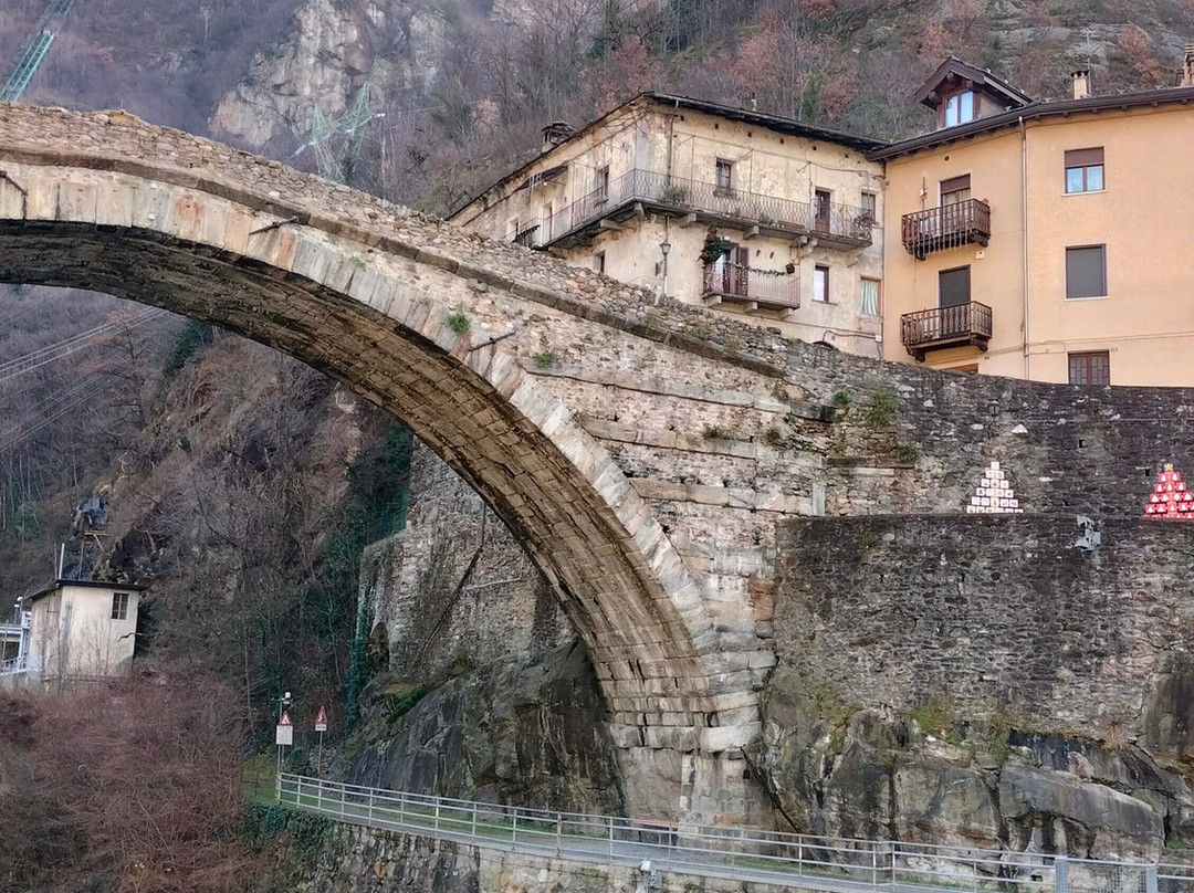 Il ponte romano di Pont-Saint-Martin-Pont-Saint-Martin必去景点