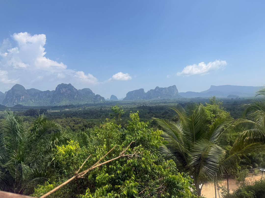 Kuan Nom Saow Restaurant And Viewpoint