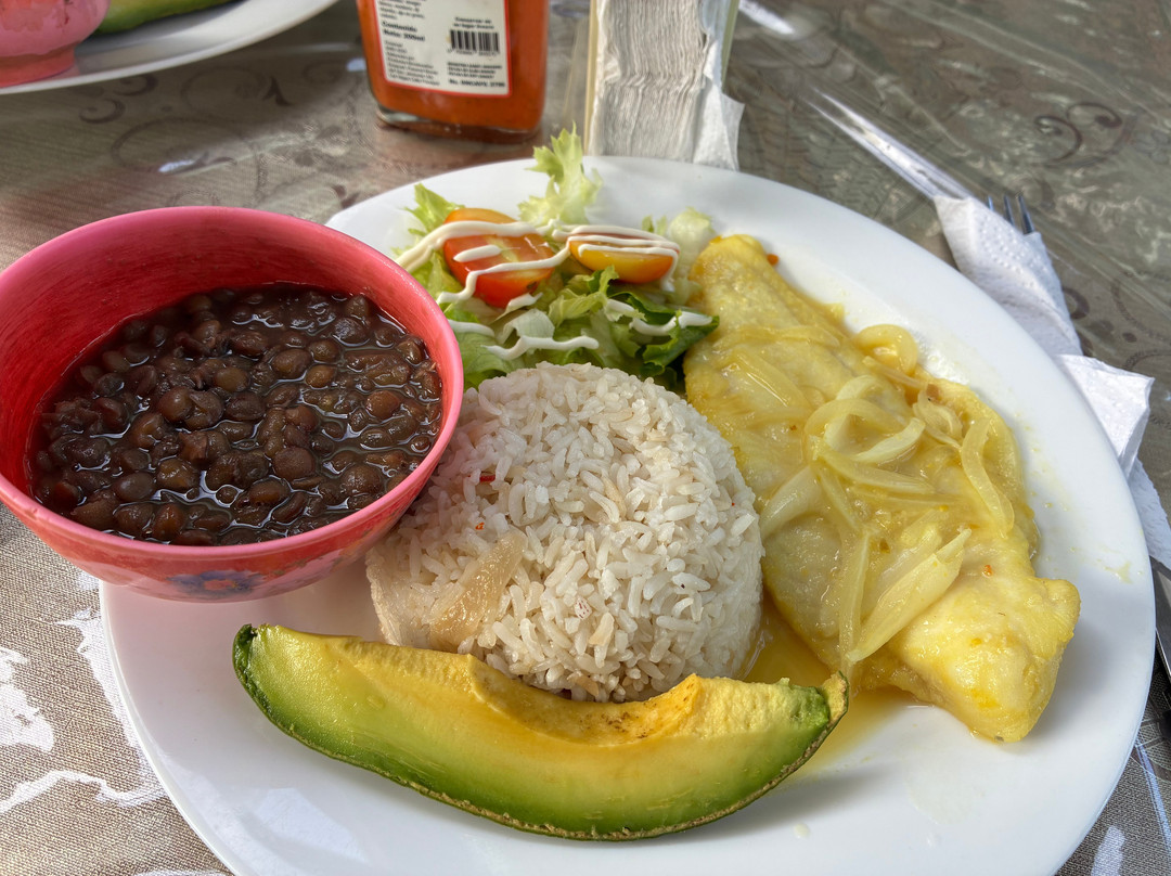 La Fonda El Fruta De Pan