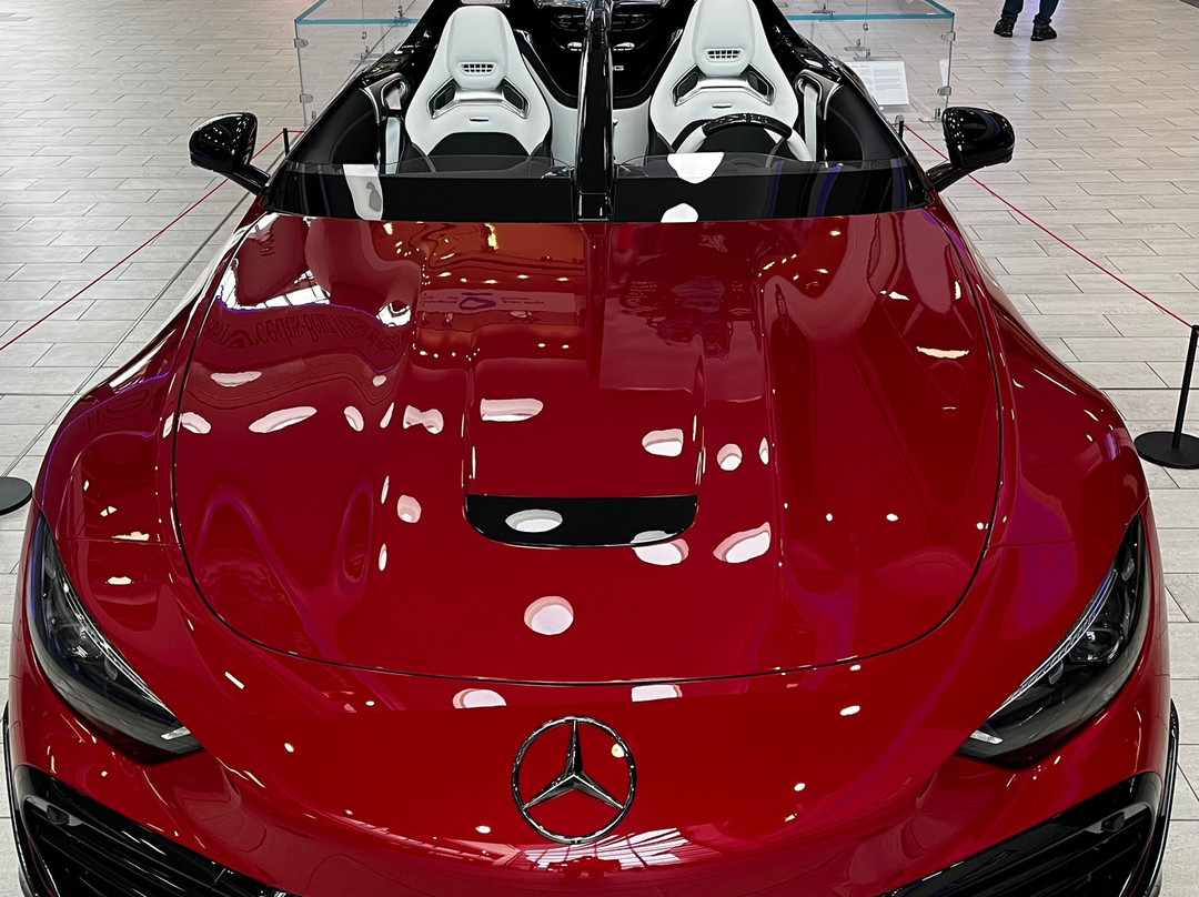 Mercedes-Benz World-威布里治必去景点