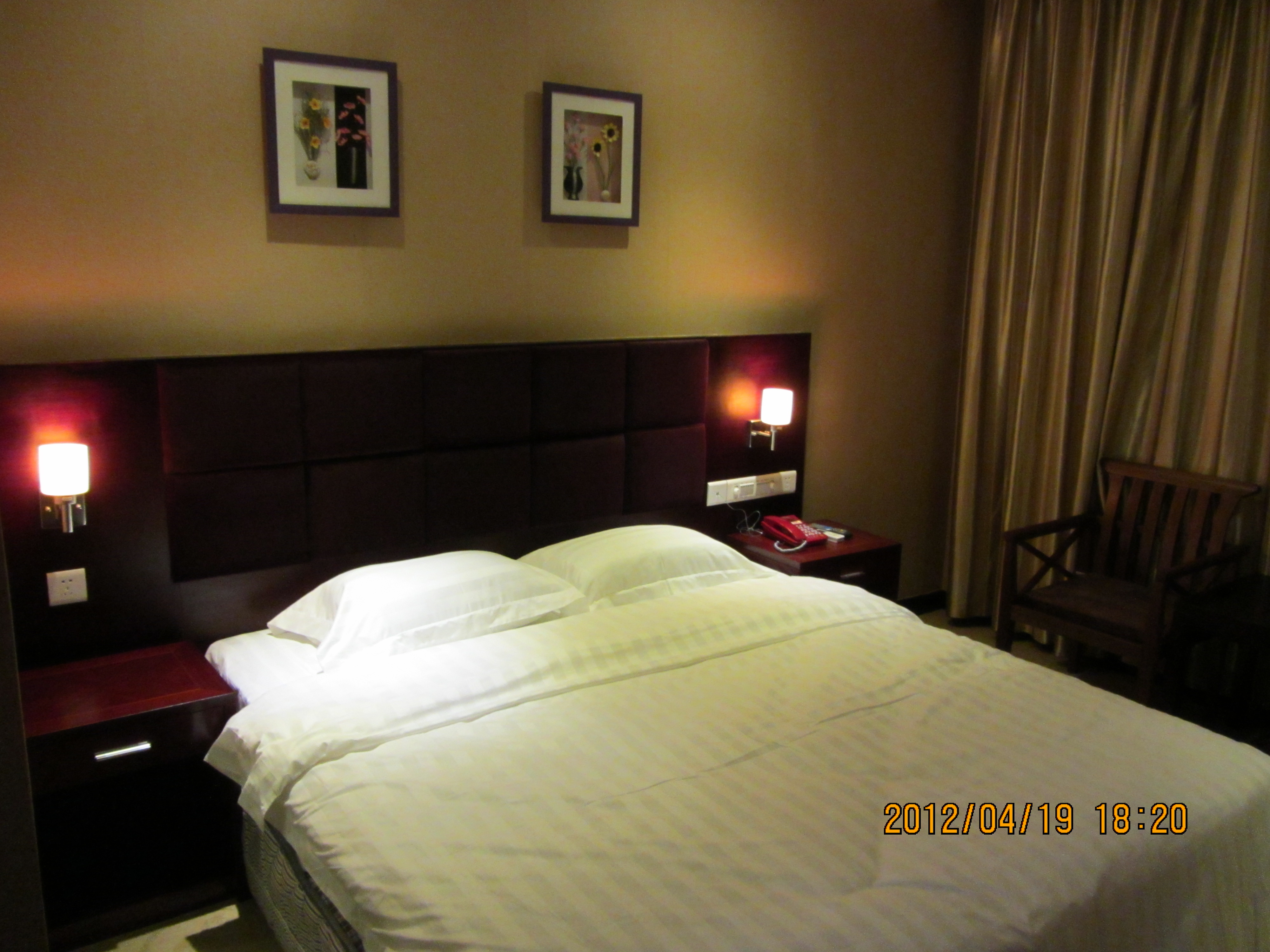 皇朝商务宾馆-官方