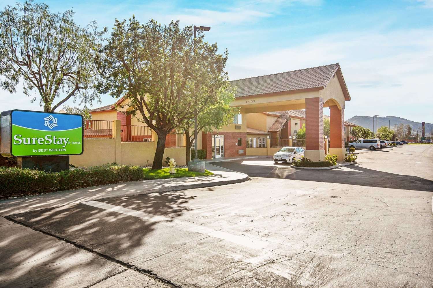 SureStay By Best Western Fontana-官方