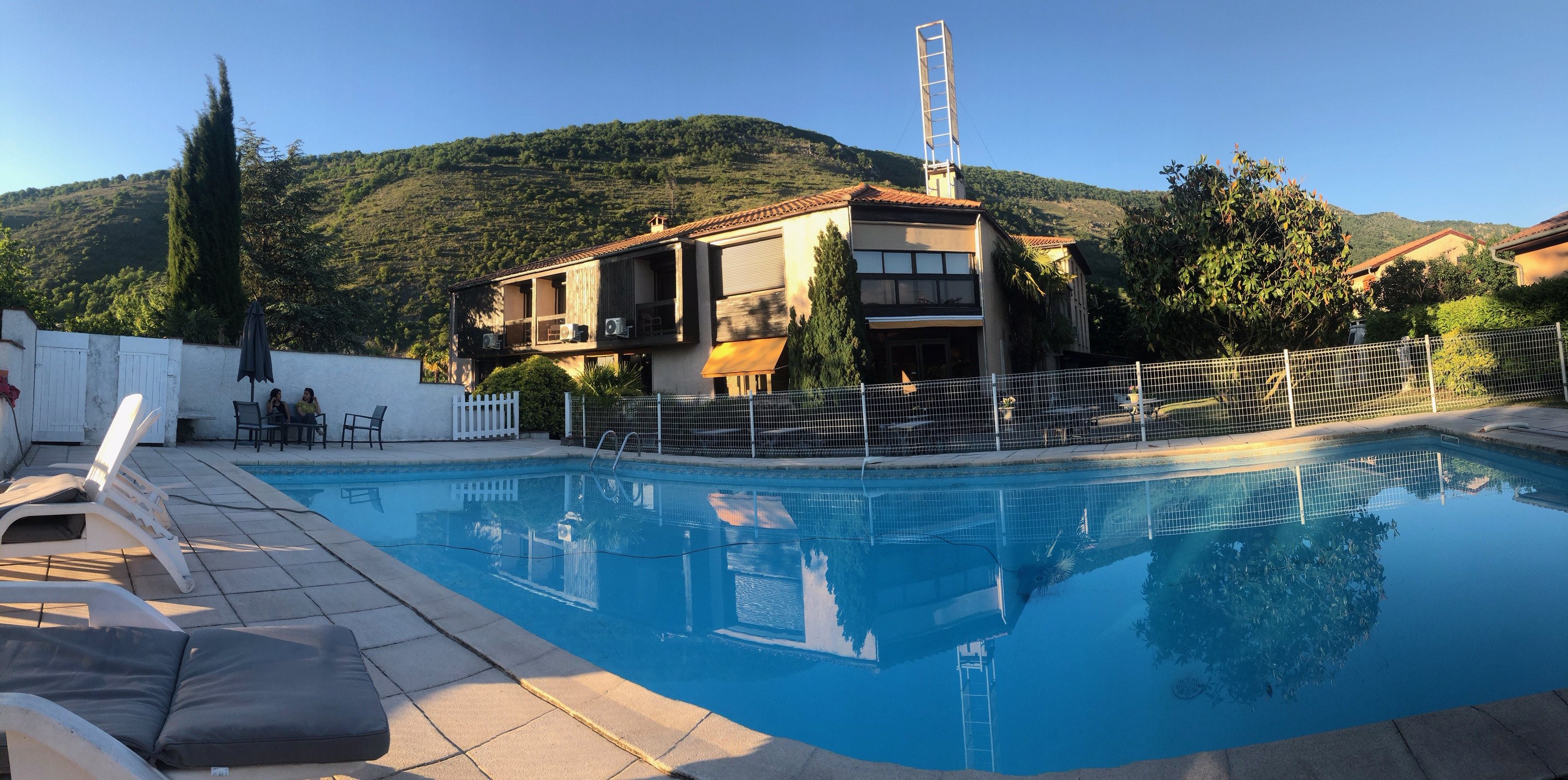 Hotel Pyrene-官方