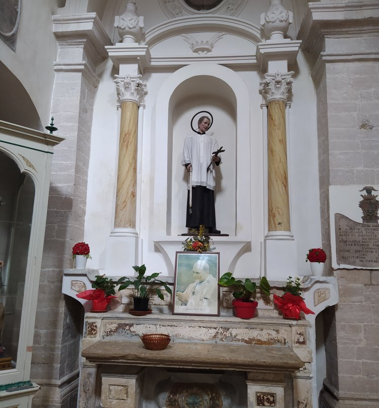 Chiesa di Sant'Adoeno-比谢列必去景点
