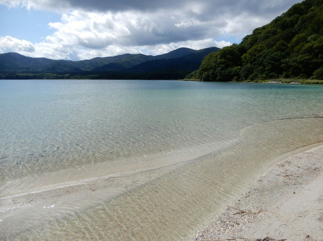 陆奥市旅游景点-Lake Usoriyama
