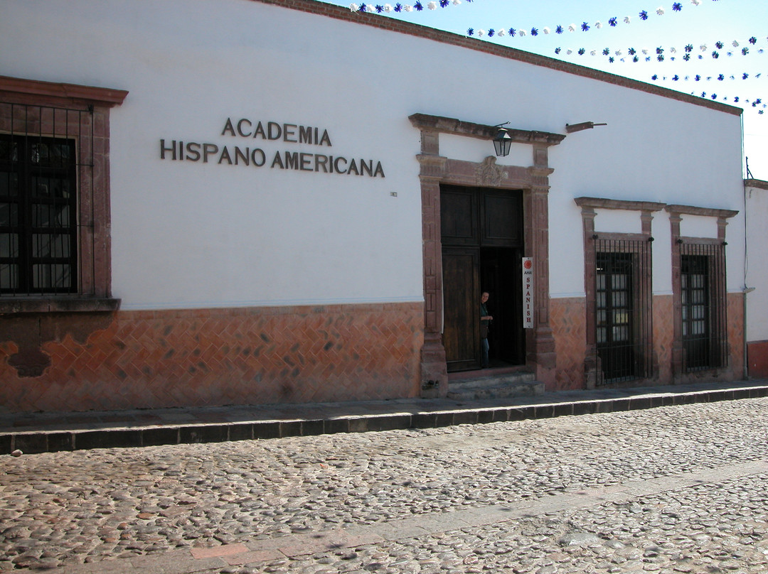 Academia Hispano Americana景点图片
