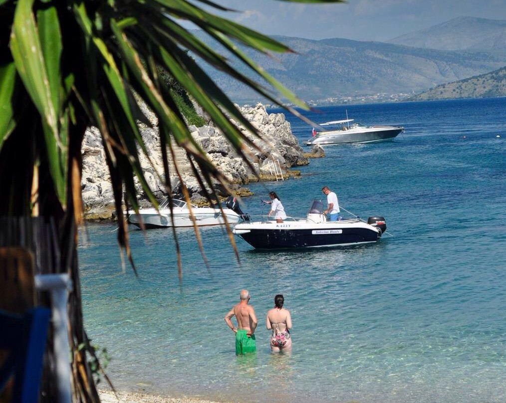 Kaminaki Boats and Watersports
