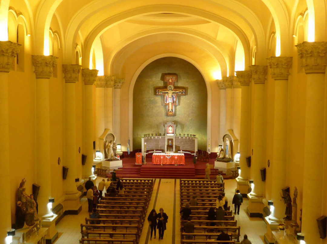 Catedral San Rafael Arcangel景点图片