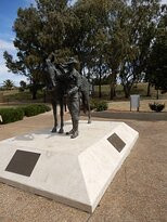 The Tamworth Waler Memorial-塔姆沃思必去景点