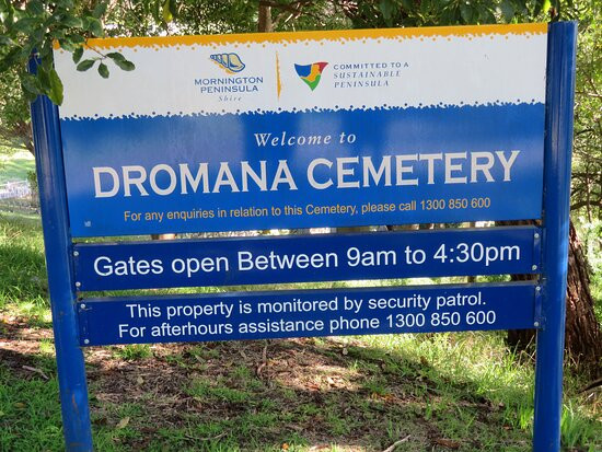 Dromana Cemetery景点图片