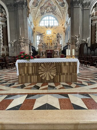 Cathedral of Santa Maria Annunziata-乌迪内必去景点