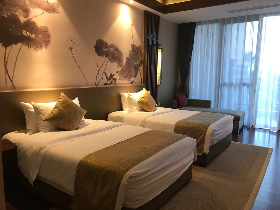 熹乐谷温泉度假酒店主图