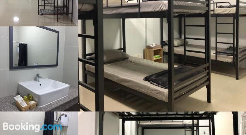Sleep de La Hostel At Buriram