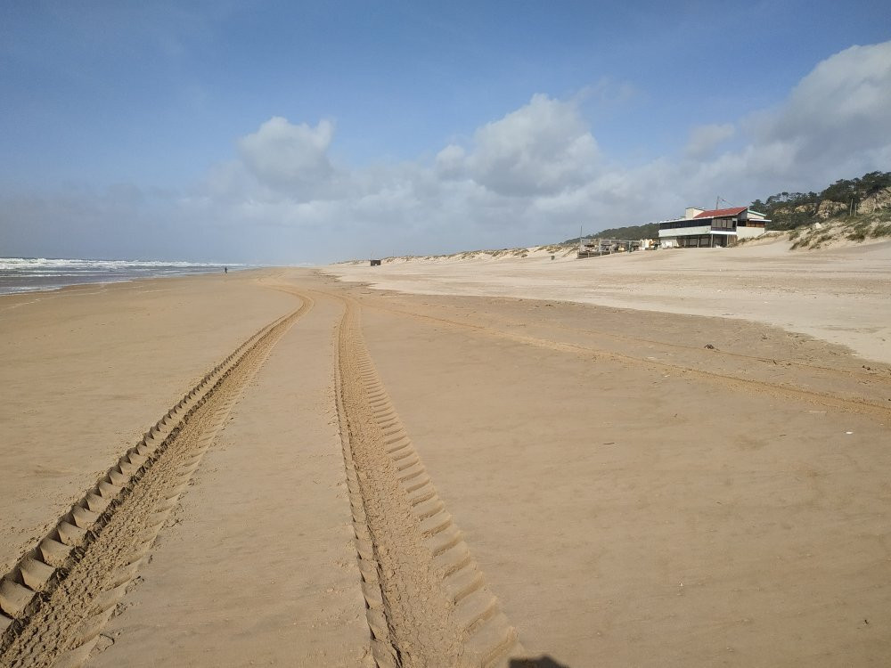 Fonte da Telha Beach景点图片