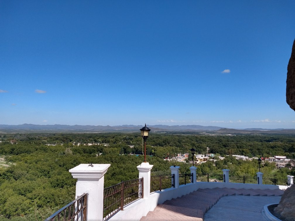 Iglesia de Santo Madero-Parras de la Fuente必去景点