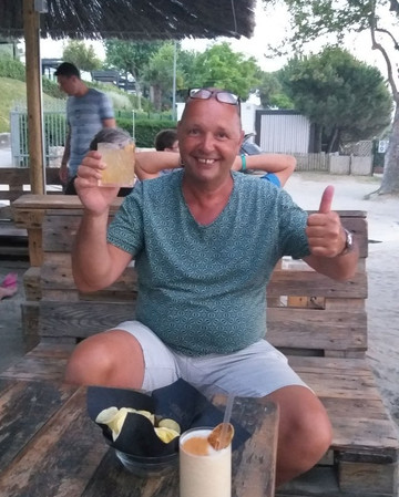 Tiki Beach Bar主图