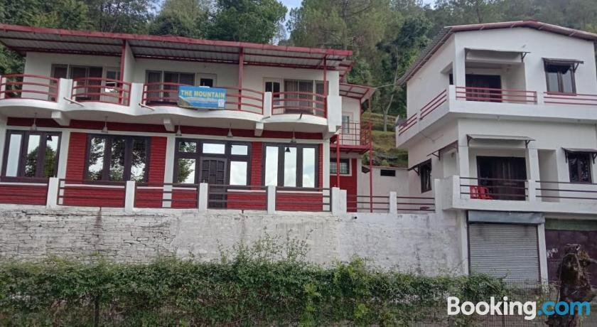 The Mountain Home Stay