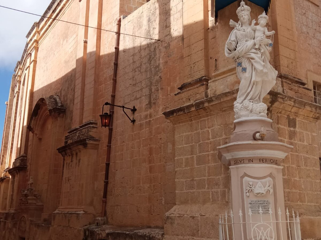 Statue Of The Madonna Of Mount Carmel-姆迪纳必去景点