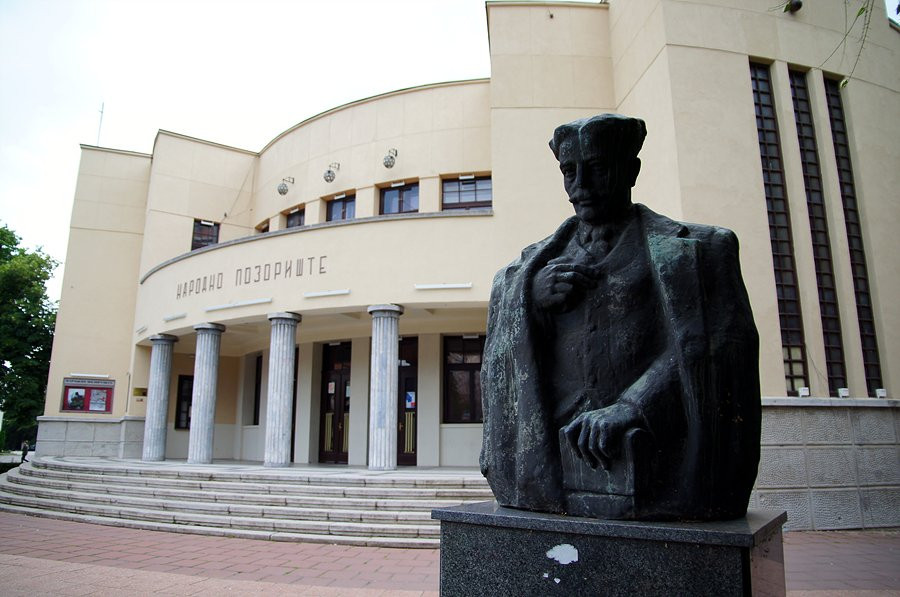 National Theater-Nis必去景点