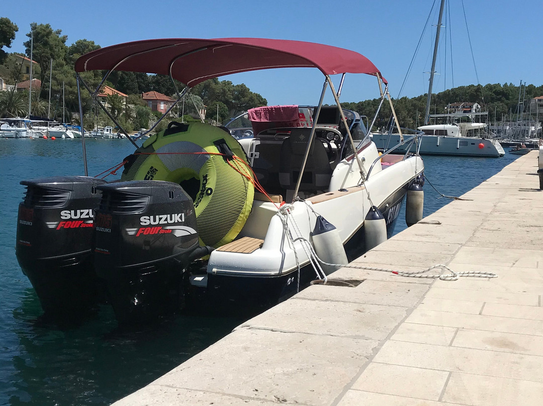 Rent A Boat Makarska-玛卡沙必去景点