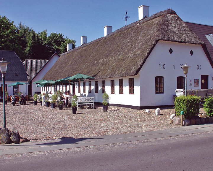 Hovborg Kro-官方