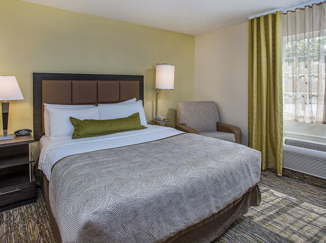 Candlewood Suites Louisville Airport by IHG主图