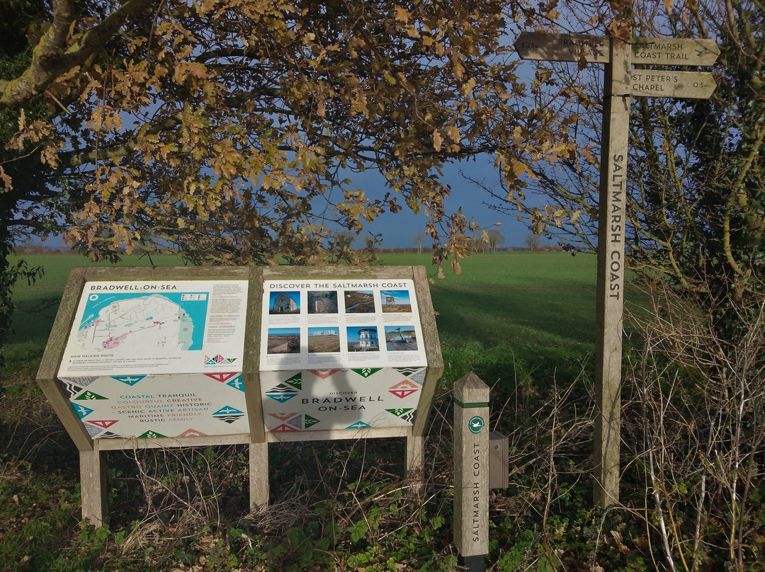 Bradwell-on-sea Scenic Seaside Walk景点图片
