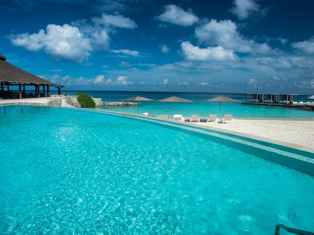 洲际度假酒店主图