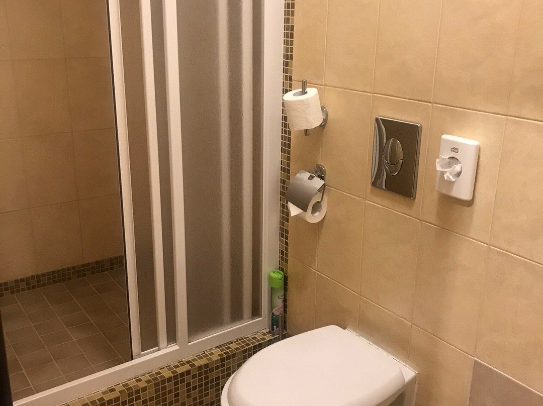 Diplomat Hotel主图