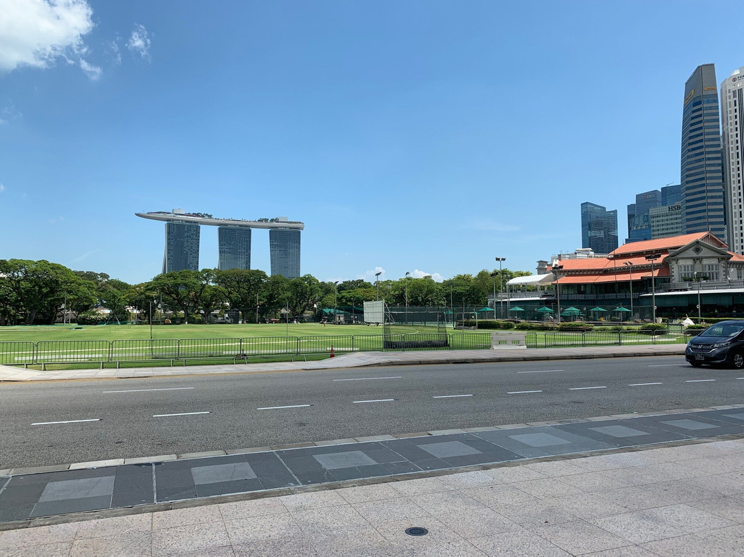 政府大厦大草场-新加坡必去景点