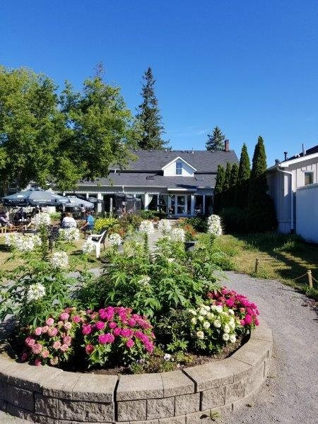 The Waring House主图