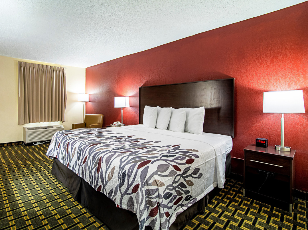 Red Roof Inn & Suites Greenwood, SC主图