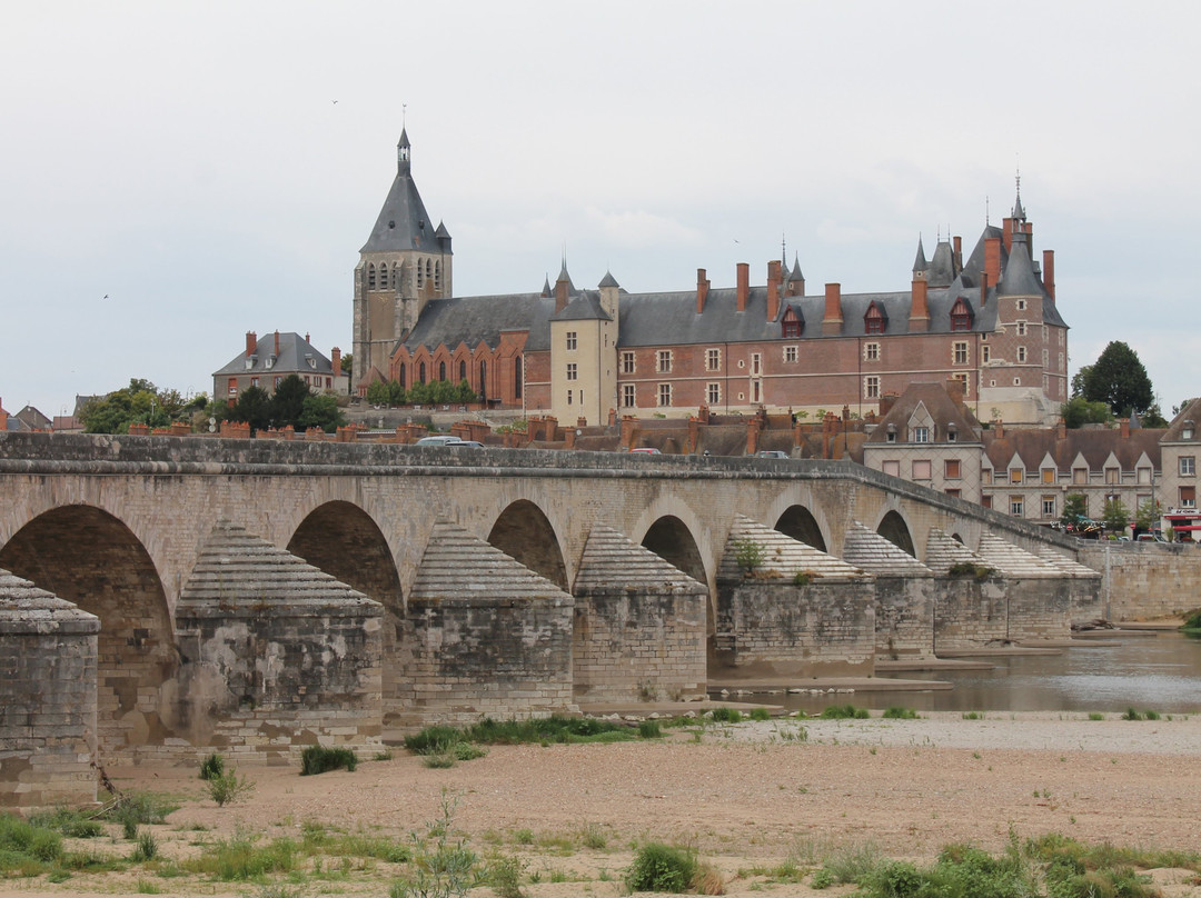Chateau-musee de Gien-Gien必去景点
