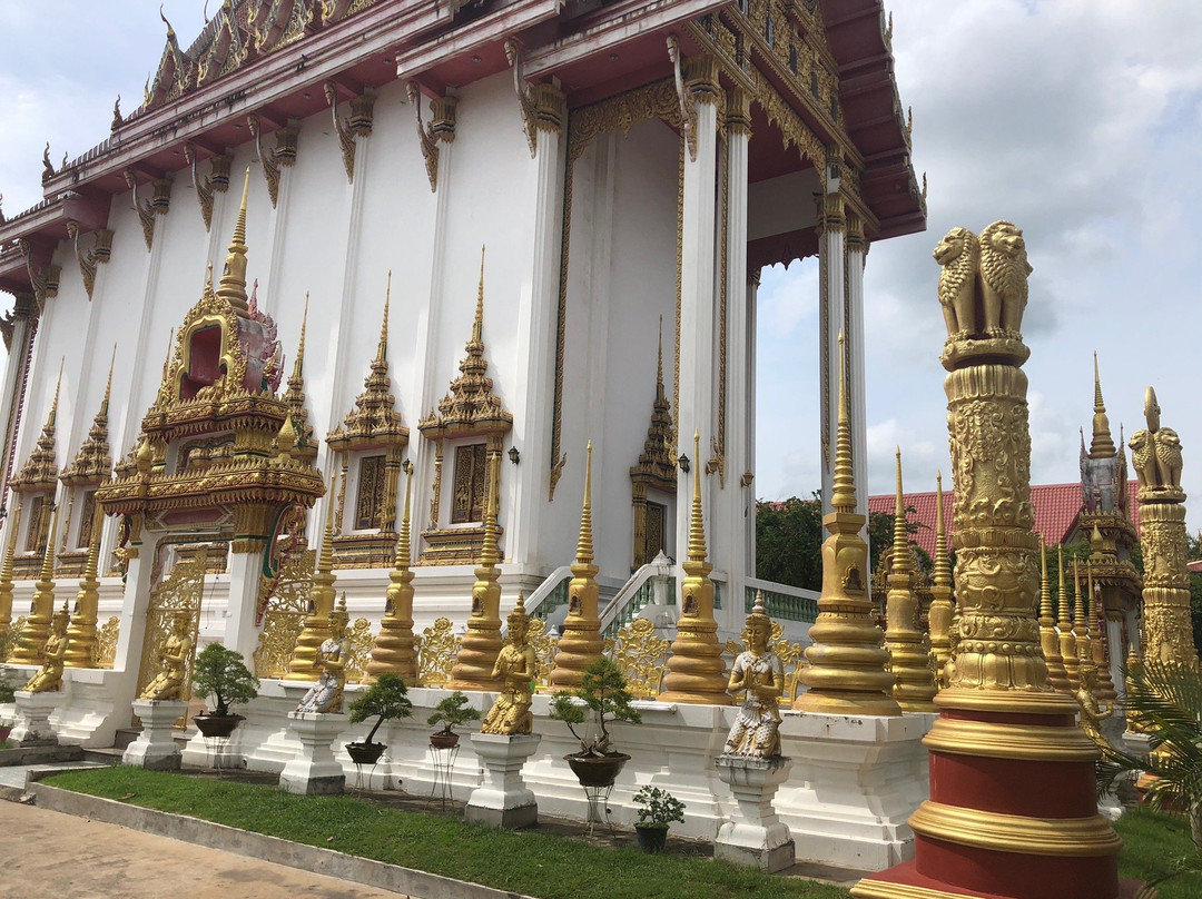 Wat Bueng Phra Lan Chai景点图片