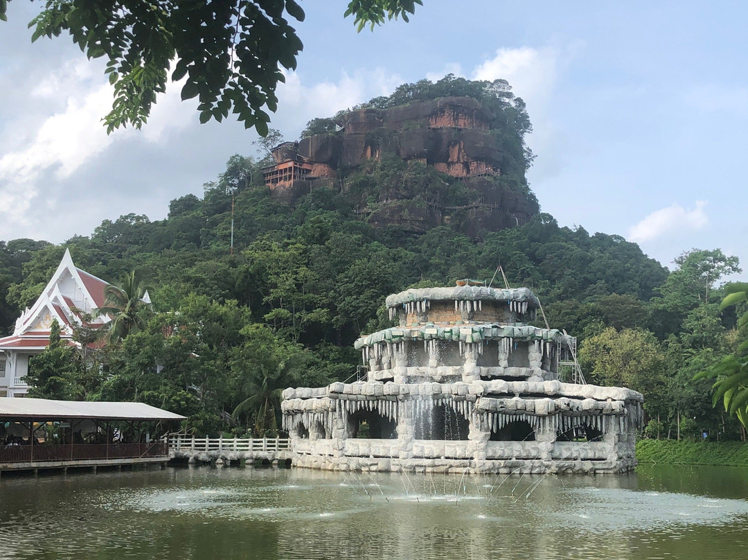 Wat Phu Tok景点图片