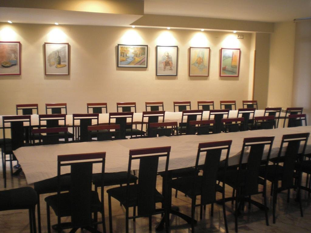 Hotel Astures主图