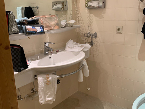 伊格尔斯休闲酒店