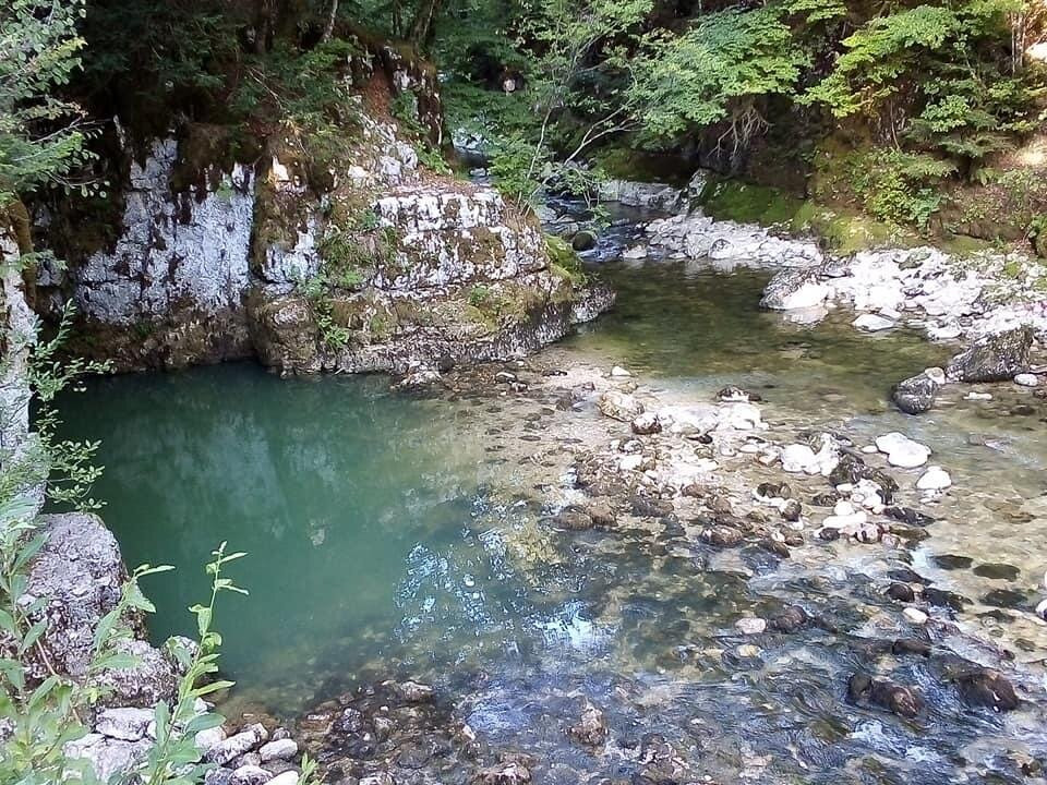 Le trou bleu景点图片