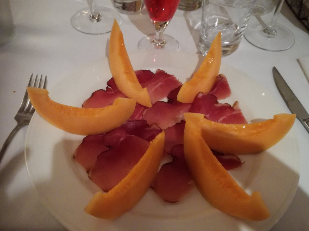 Hotel Restaurant Les Cigognes主图