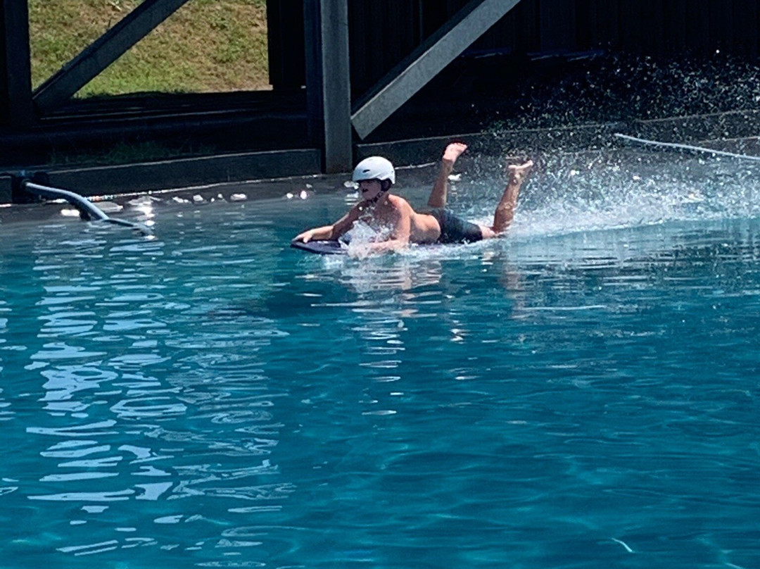 Drop-in Water Jump Park景点图片