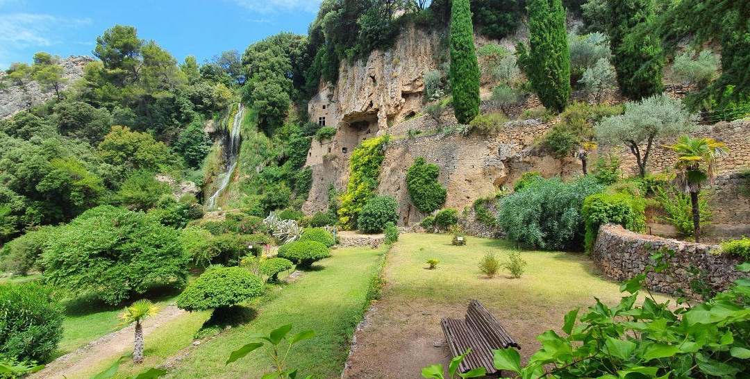 Les Grottes de Villecroze景点图片