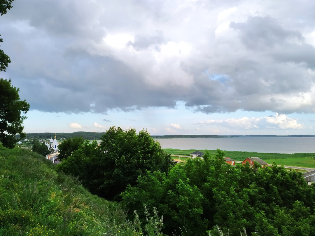 Zamkovaya Gora Hillfort-布拉斯拉夫必去景点