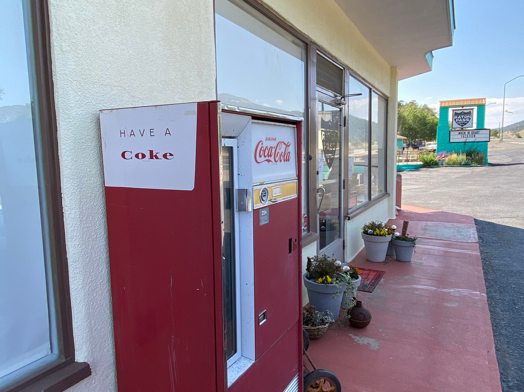 Raton Pass Motor Inn主图