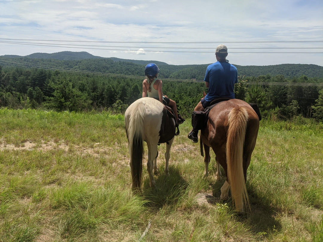 Saddle View Outfitters-Sunset必去景点