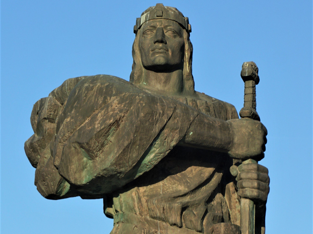Prince Pribina Statue-Nitra必去景点