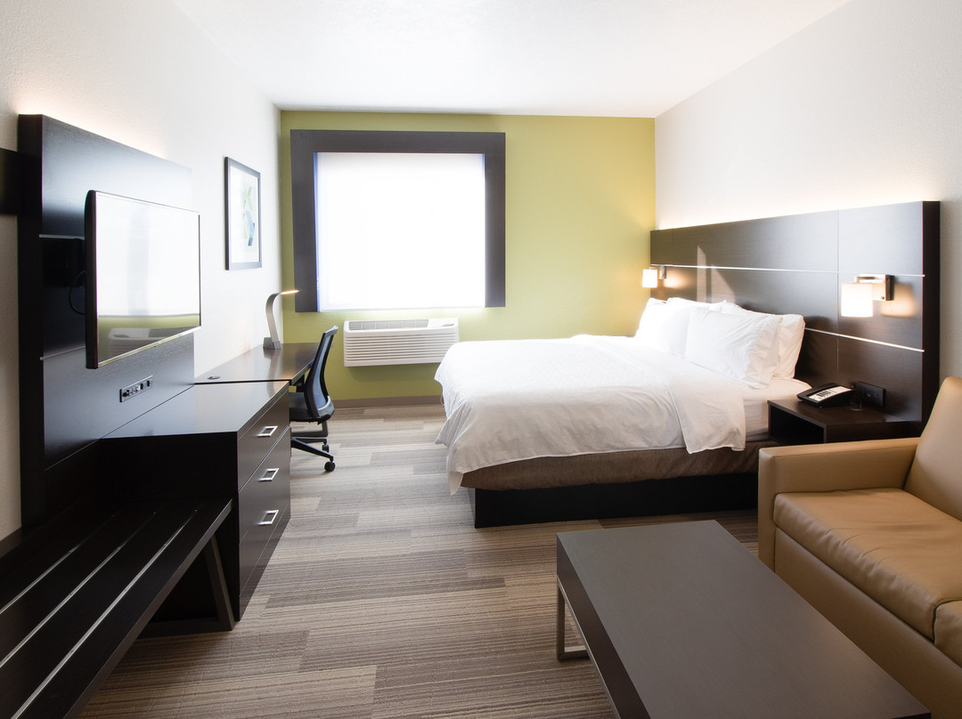 Holiday Inn Express & Suites Worthington by IHG主图
