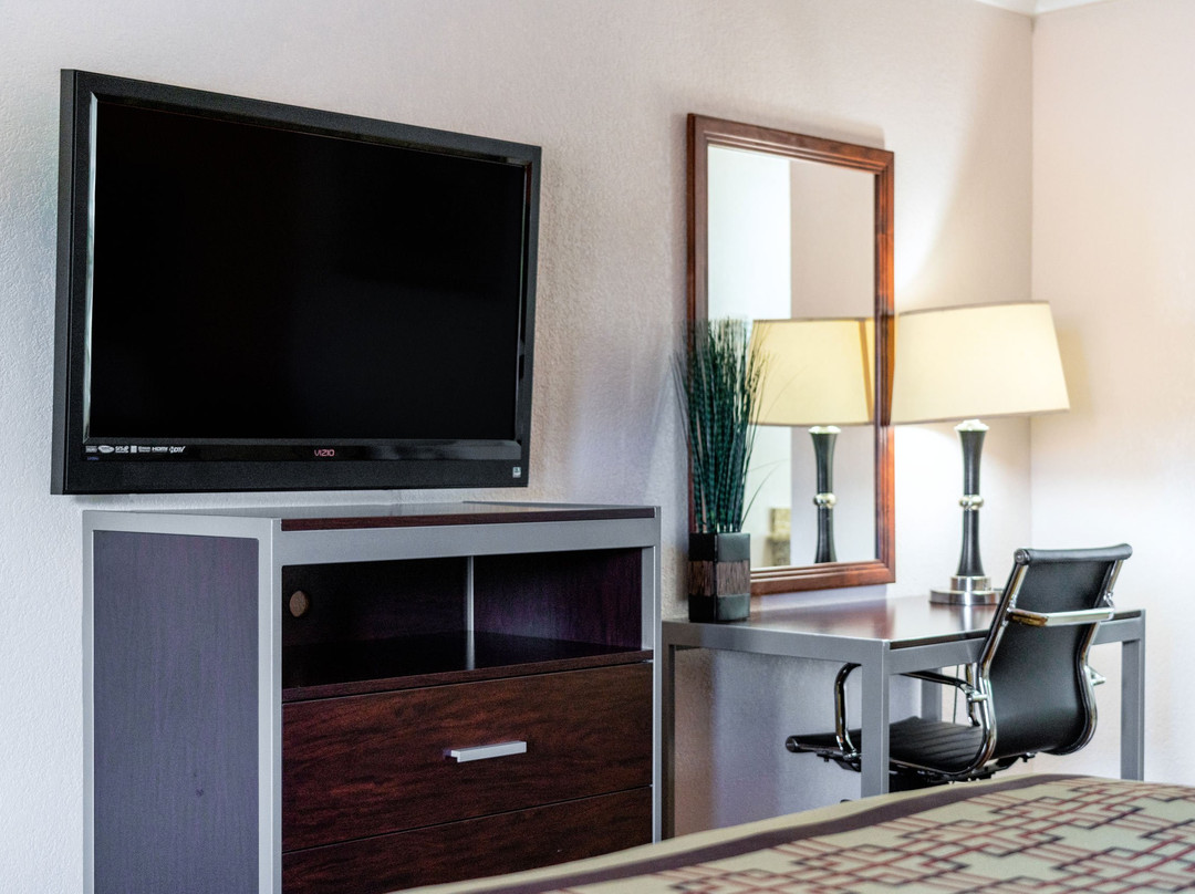 艾治沃特旅馆主图